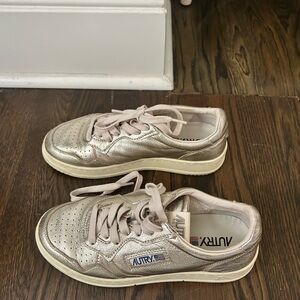 Autry Metallic Sneakers